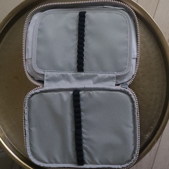 NEW Kipling 100 Pens Case, Quartz Metallic - Picture 9 of 10